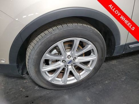 Used 2017 Ford Explorer Limited w/ Equipment Group 301A image 7