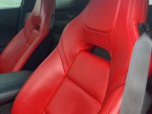 Used 2014 Chevrolet Corvette Stingray Coupe image 9