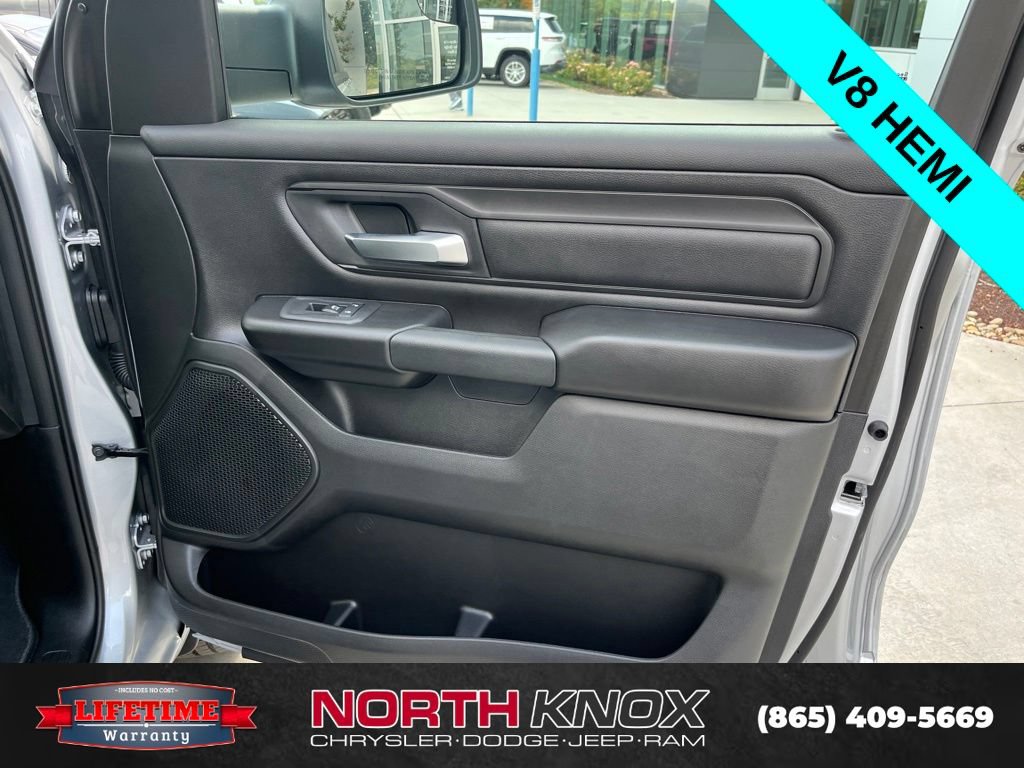 New 2026 RAM 1500 Express AWD/4WD image 30