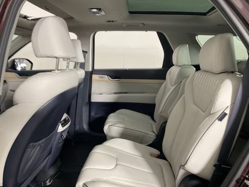 Used 2024 Hyundai Palisade Limited AWD/4WD image 35
