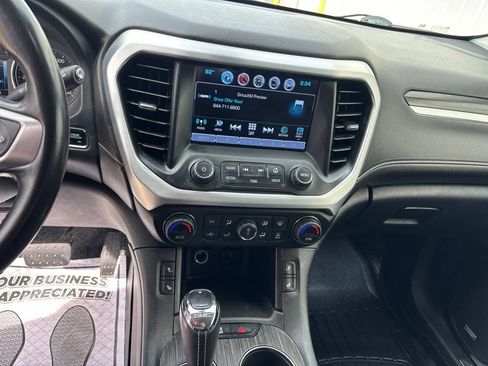 Used 2019 GMC Acadia SLT AWD/4WD image 17