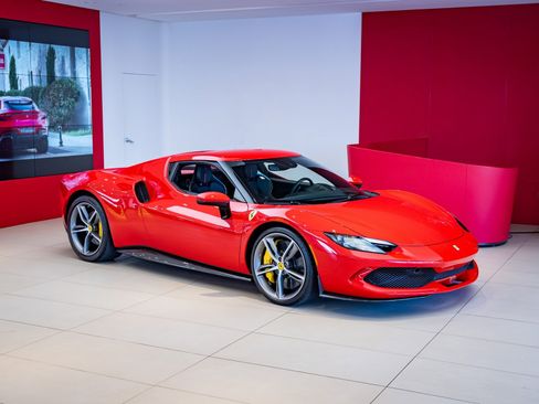 Used 2023 Ferrari 296 GTB image 1