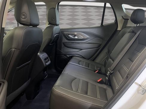 Used 2023 GMC Terrain Denali image 9