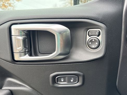 New 2026 Jeep Wrangler Sport S image 15