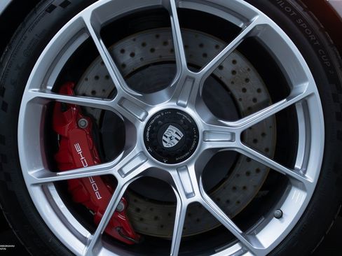 Used 2022 Porsche 911 GT3 image 18