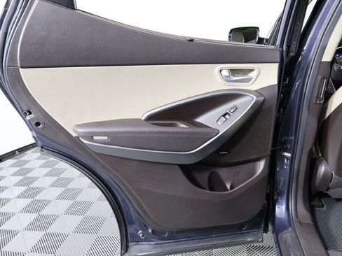 Used 2017 Hyundai Santa Fe Sport image 16