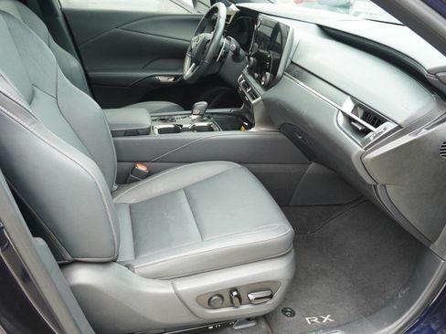 Used 2024 Lexus RX 350 Premium Plus w/ Convenience Package FWD image 9