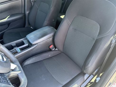 Used 2023 Nissan Sentra S FWD image 11