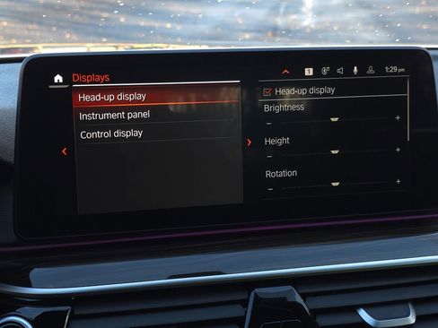 Used 2023 BMW 530e xDrive w/ Premium Package image 41