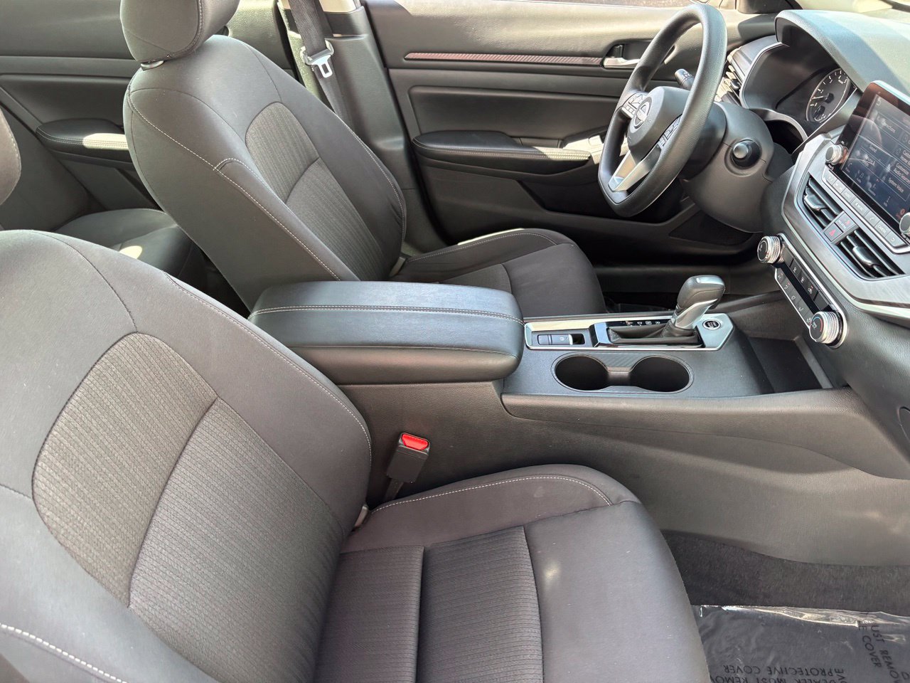 Certified 2025 Nissan Altima 2.5 SV AWD/4WD image 12