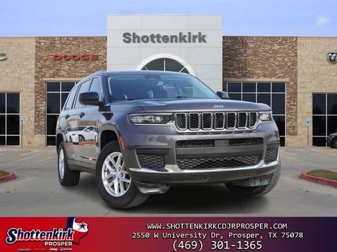 Used 2023 Jeep Grand Cherokee L Laredo image 1