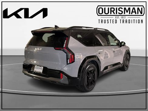 Certified 2026 Kia EV9 GT-Line AWD/4WD image 3