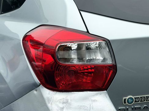 Used 2013 Subaru Crosstrek 2.0i Limited AWD/4WD image 10