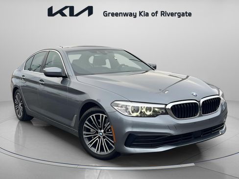Used 2019 BMW 530i xDrive image 1