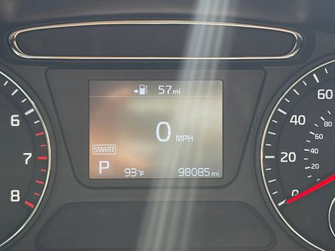 Used 2019 Kia Sorento AWD w/ LX Convenience Package image 18