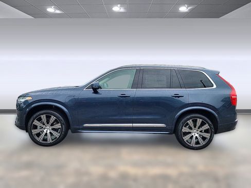 New 2024 Volvo XC90 T8 Ultimate w/ Protection Package Premier image 2