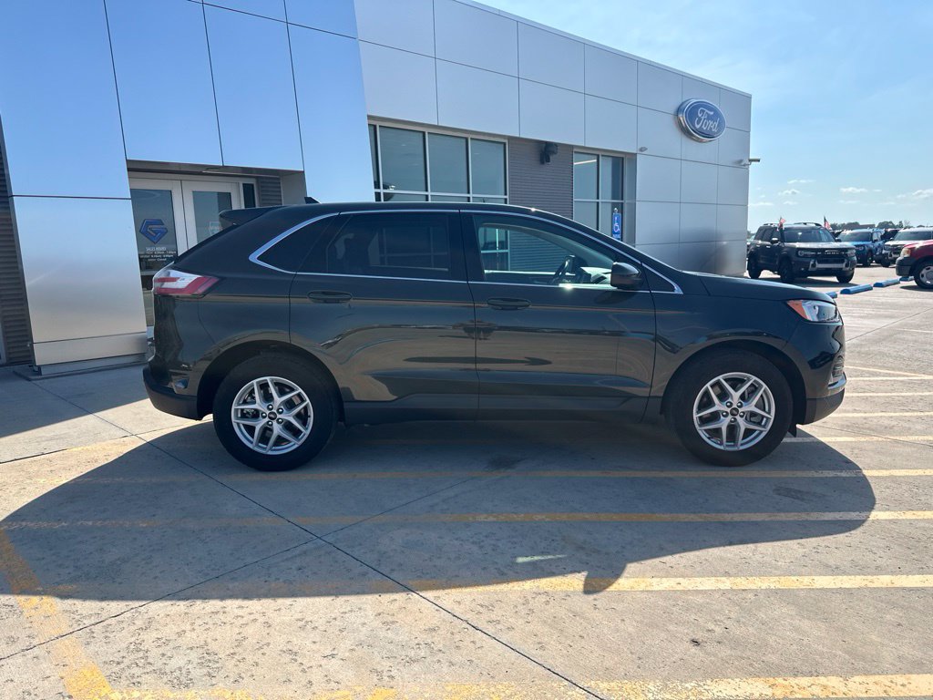 Used 2024 Ford Edge SEL w/ Convenience Package AWD/4WD image 8