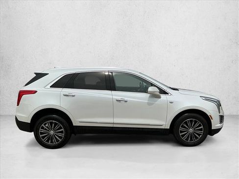 Used 2019 Cadillac XT5 AWD image 4