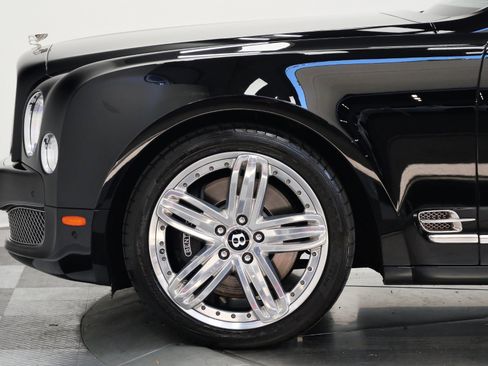 Used 2013 Bentley Mulsanne RWD image 49