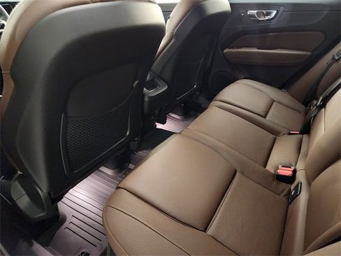 New 2025 Volvo XC60 B5 Plus w/ Protection Package Premier image 30