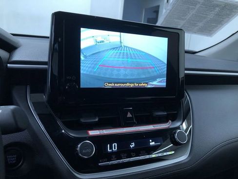 Used 2026 Toyota Corolla Cross LE FWD image 28