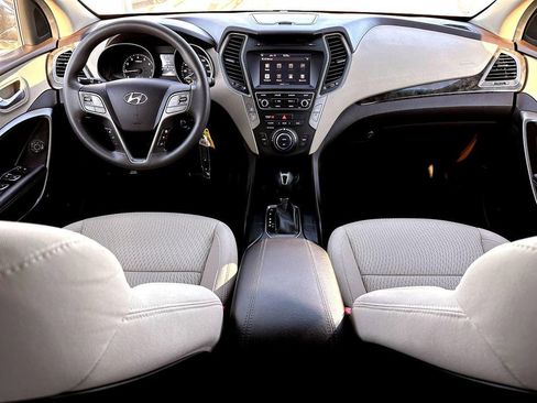 Used 2017 Hyundai Santa Fe Sport image 29