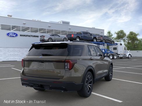 New 2026 Ford Explorer ST-Line AWD/4WD image 8