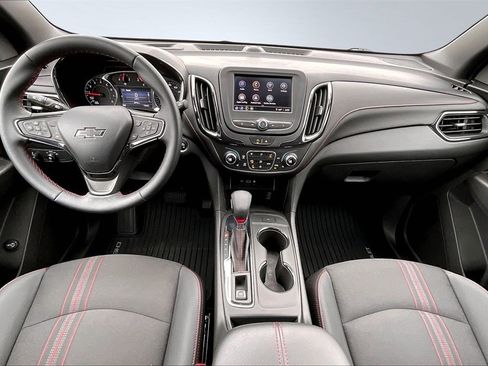 Used 2023 Chevrolet Equinox RS image 16