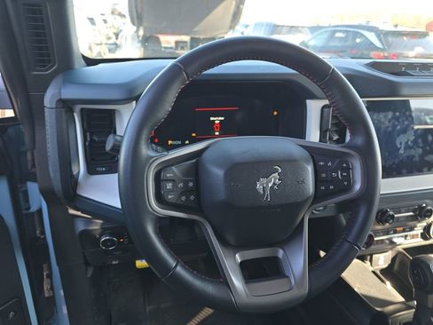 Used 2025 Ford Bronco Heritage Edition image 16