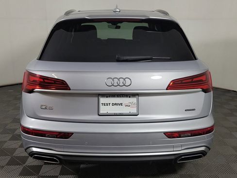 Used 2024 Audi Q5 e Premium Plus w/ Premium Plus Package AWD/4WD image 5