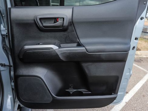 Used 2021 Toyota Tacoma TRD Sport w/ Technology Package image 22