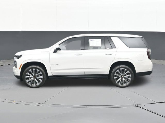 Used 2025 Chevrolet Tahoe High Country AWD/4WD image 8