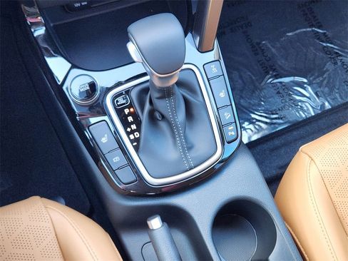 Certified 2026 Kia Seltos EX image 20