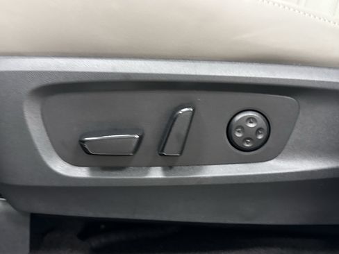Certified 2027 INFINITI QX60 Luxe w/ Cargo Package FWD image 25