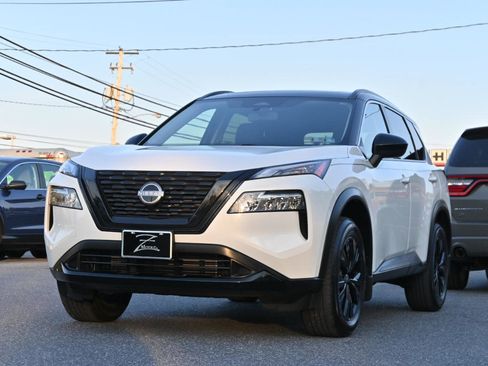 Used 2023 Nissan Rogue SV w/ SV Premium B Package AWD/4WD image 4