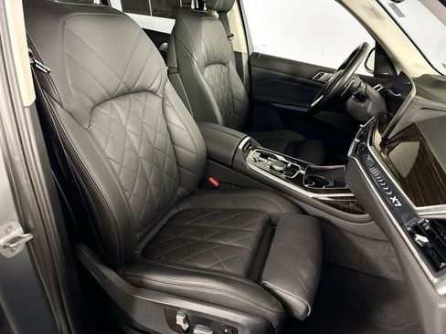 Used 2024 BMW X7 xDrive40i w/ Premium Package AWD/4WD image 41