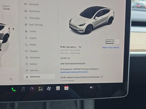 Used 2023 Tesla Model Y Long Range AWD/4WD image 6