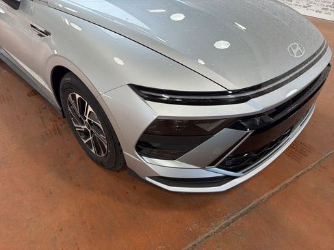 New 2026 Hyundai Sonata Blue FWD image 9