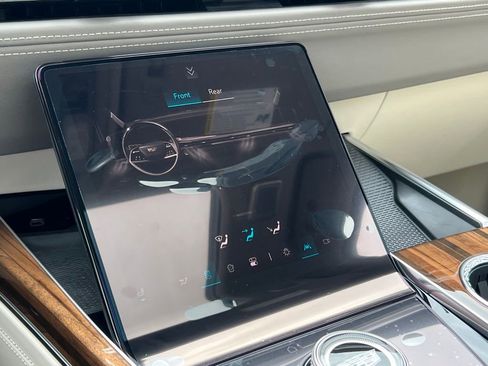 New 2026 Cadillac Escalade Platinum Luxury AWD/4WD image 59