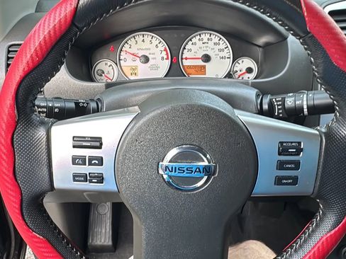 Used 2020 Nissan Frontier PRO-4X w/ Pro-4x Utility Package image 18