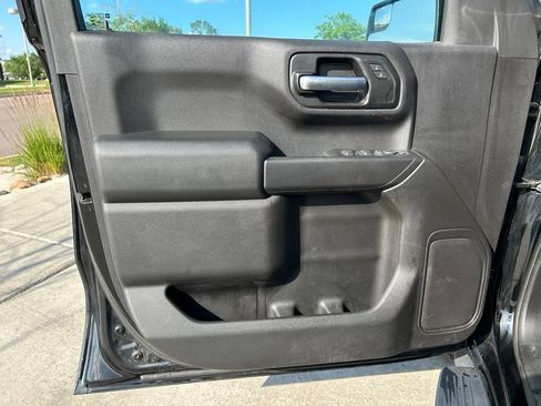 Used 2019 Chevrolet Silverado 1500 Custom w/ Custom Value Package RWD image 24