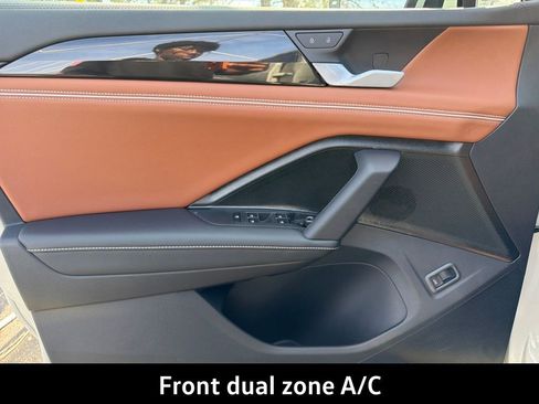 New 2026 Volkswagen Tiguan SEL R-Line image 11