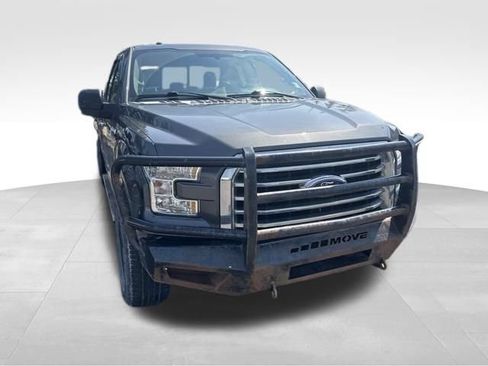 Used 2015 Ford F150 XLT w/ Equipment Group 302A Luxury AWD/4WD image 6