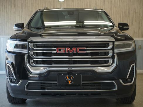 Used 2023 GMC Acadia SLT image 3