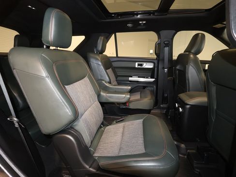Used 2023 Ford Explorer Timberline w/ Timberline Technology Package AWD/4WD image 27