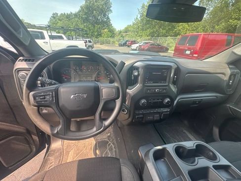 Used 2023 Chevrolet Silverado 1500 Custom Trail Boss AWD/4WD image 10