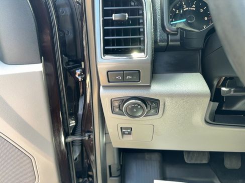 Used 2018 Ford F150 XLT w/ Max Trailer Tow Package AWD/4WD image 20