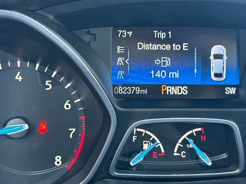 Used 2016 Ford Focus Titanium image 19