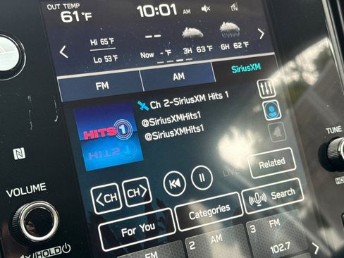 Certified 2025 Subaru Crosstrek 2.5i Limited w/ Crosstrek Mirror Package image 21