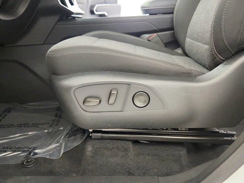 Used 2026 GMC Acadia Elevation FWD image 21